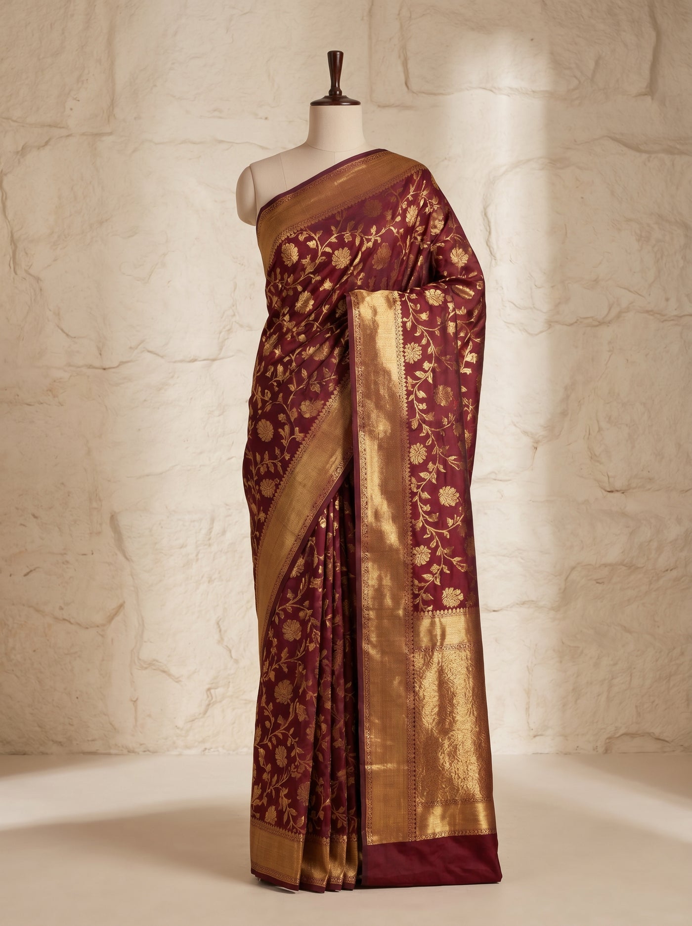 Scarlet Heirloom pattu silk saree